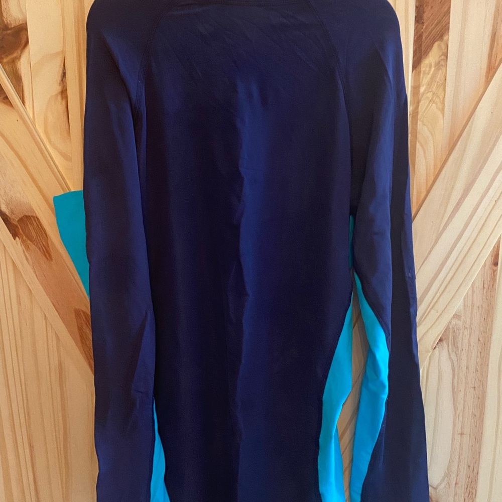 ❤️ATLANTIS BOYS RASHGUARD❤️ - Picture 2 of 7